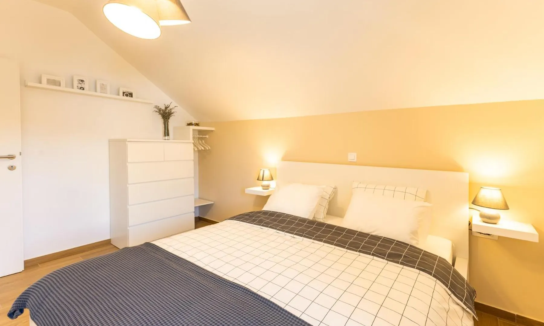 Apartamento Apartmaji Klavdija Liubliana Eslovenia